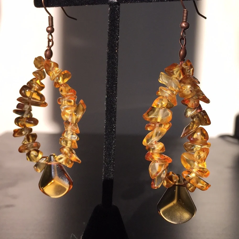 Amber Glass Chip Earrings - Picture 4 of 4